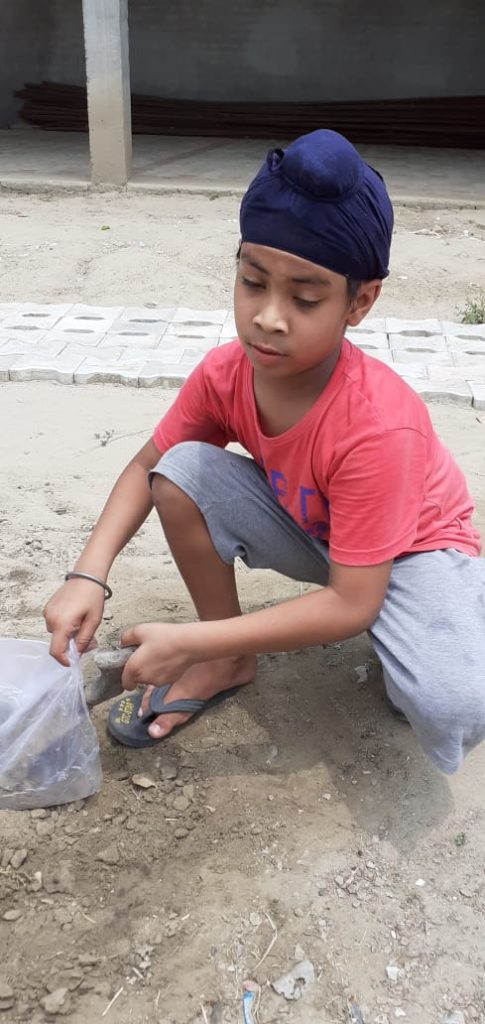 soil contains water experiment